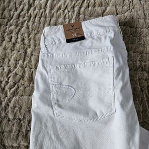 American Eagle Artist Crop white cotton jeans